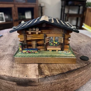 Chalet svizzero music box movimento Reuge "Valse du Lauterbach" ragazza danzante. Funziona! - Foto 1 di 10