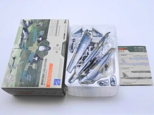 1/300 Boeing Collection Reboot #4 B-52H Stratofortress Senior Bowl F-toys + - Picture 1 of 4