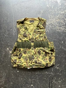 Vintage Redhead Vest Mens Size Small Green Camo Woodland Hunting Shell Pocket - Picture 1 of 6