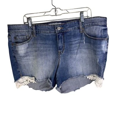 Pantalones Cortos de Denim TORRID para Mujer 20 Plus Elastizados Corte Dobladillo Crudo Encaje Azul Rasgado 3.5" Foto 1 de 4