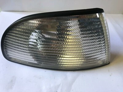 Clignotant Avant Droit pour Audi A4 A6 8D0953050A - Immagine 1 di 3