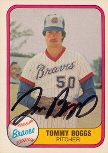 Tommy Boggs autographed baseball card (Atlanta Braves) 1981 Fleer #261