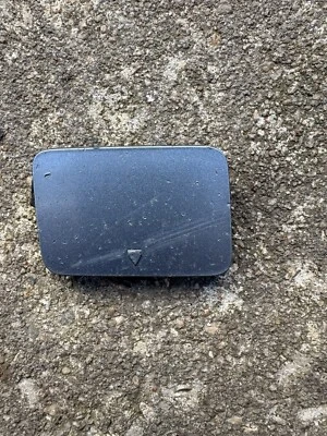 2009-2011 Hyundai Genesis Front Bumper Tow Hook Trim Cover Cap OEM 86588-3M000 - Imagem 1 de 3