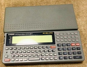 Junk CASIO Z-1 Super College Pocket Computer 16Bit Scientific Calculator w/Cover - Picture 1 of 3