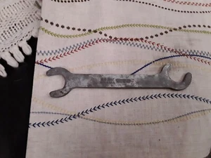K-D KD TOOLS HEAVY DUTY FUEL FILTER WRENCH 2807 - Picture 1 of 2