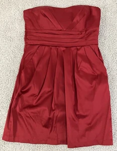 Studio Y – Apfelrotes trägerloses Cocktailkleid Damengröße 11/12 - Bild 1 von 8