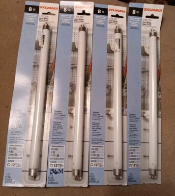 4 Sylvania 12" 8W T5 Bulbs Made In Italy - Image 1 of 4