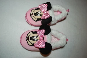 Baby Toddler Girls MINNIE MOUSE PINK SLIPPERS Ears Bow SIZE 5-6 7-8 9-10 11-12 - Picture 1 of 3