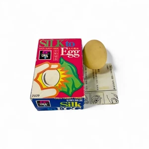 CHU'S MAGIC SILK TO EGG / Truco de magia de seda vintage - Imagen 1 de 2