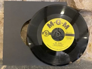 Marvin Rainwater - Mr Blues / Hot & Cold - 7" Single 1974 Reissue MGM K12240 USA - Bild 1 von 4