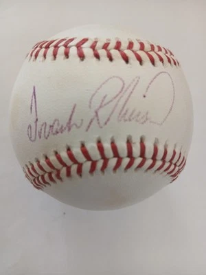 Frank Robinson-1982 HOF-First Man to Win MVP in Both Leagues-Signed MLB Ball - Image 1 of 4