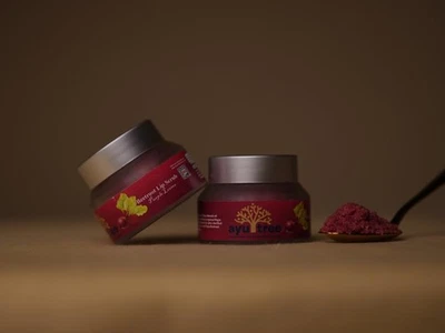 Ayutree Beetroot Lip Scrub For Dark Lips 50gm - Image 1 of 4