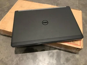 Dell Precision 7720 Core i5 7300HQ 16GB RAM 256GB 1600x900 Radeon Pro WX4130 - Photo 1/4