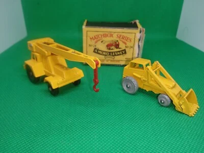  MOKO Lesney Matchbox No.24a 'WEATHERHILL EXCAVATOR' & No 11 TAYLOR JUMBO CRANE - Image 1 of 4