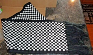 Beautiful Black and White Tasseled Acrylic Scarf Two Patterns WPL 13521 Japan - Picture 1 of 5