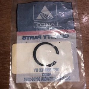 Snap Ring Power Steering Cylinder Oliver White Tractor 550 2-44 363373X1 106552A - Picture 1 of 6