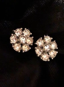 Vintage Rhinestone Cluster Flower Earrings Pierced W/Clip - Picture 1 of 6