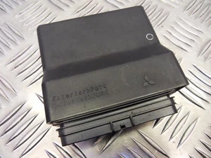 Yamaha R1 5VY ECU/CDI C8T82073) 2004 a 2006 - Imagen 1 de 5