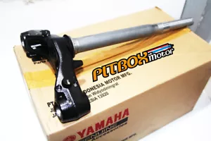 Horquillas delanteras Yamaha NMAX bajo soporte Comp OEM genuinas 2DP-F3340-00 nuevas originales - Imagen 1 de 5