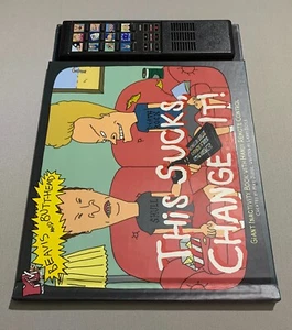 MTV Beavis & Butthead 1995 como nuevo ¡Esto apesta, cámbialo! Libro con mando a distancia + promoción - Imagen 1 de 14