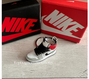 Nike Mini Jordan 3D Trainer Sneaker Schlüsselanhänger grau weiß rot schwarz Schuh Geschenkbox - Bild 1 von 9