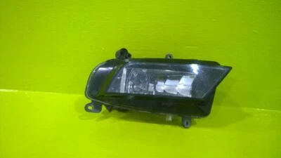13 14 15 16 AUDI A4 PASSENGER RIGHT FOG LAMP OEM 2990-114 - Image 1 of 2