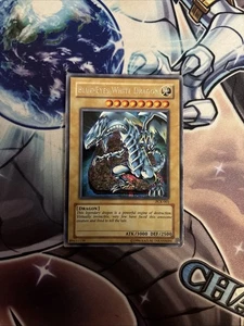 (30) Blue-Eyes White Dragon - You-Gi-Oh! - PCK-001 Prismatic Secret Rare DMG/HP - Picture 1 of 23