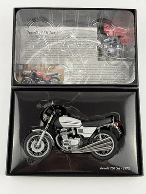 Motocicleta Minichamps 1975 Benelli 750 Sei escala 1:12 - 122 123001 Nº 87 Foto 1 de 4