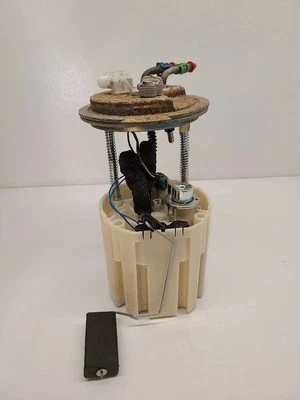 05-07 CHEVY AVALANCHE 1500 Fuel Pump Assembly 5.3L VIN 0 8th Digit 19167710  Foto 1 de 4