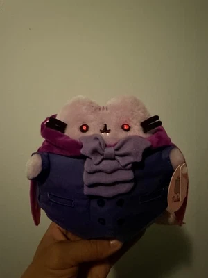 Pusheen Vampire - Pusheen Label Exclusive Vampurr Plush 2025 CUSTOM WITH LIGHTS - Image 1 of 4