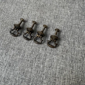 Juego de 4 perillas giratorias blancas vintage para puerta de gabinete de máquina de coser - Imagen 1 de 5