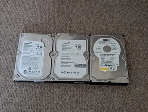 Job Lot of 4 x 250GB 3.5" SATA Seagate/WD HDD Drive (see description) - Picture 1 of 8