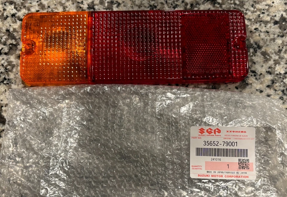 Luz trasera izquierda o derecha OEM para Suzuki Carry ST90 SJ410 1979-1998 Foto 1 de 1