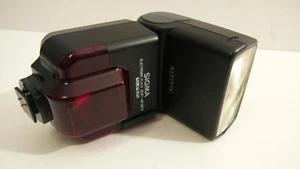 SIGMA EF-430 SUPER FLASH NIKON AF MOUNT ~SOLD AS IS-BATTERY DOOR WONT STAY SHUT - Picture 1 of 8