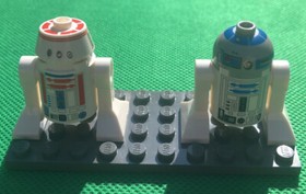 Lego Star Wars Mini Figures A5-D8 and R2-D2 From Set 9493 - RARE ASTROMECHS!
