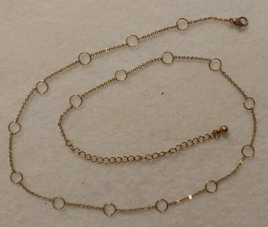 Vintage Necklace - gold tone - Fine chain - W/ Larger Links , 17 in W/3 in Ext - Picture 1 of 6