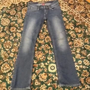 Pantalones de mezclilla cortos usados azules de Arizona talla 0 - Imagen 1 de 6