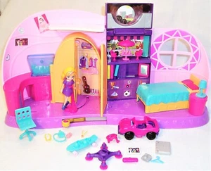 POLLY POCKET TRANSFORMATION GO TINY! ROOM PLAYSET w/ Doll & Accessories - Imagen 1 de 9