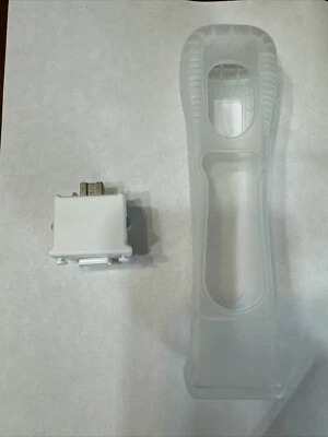 White Motion Plus Adapter w Sleeve NINTENDO WII / U OEM Genuine Official RVL-026 - Image 1 of 4