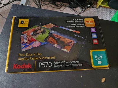 Kodak P570 Handheld Personal Photo Scanner - NEW - OPEN BOX COMPLETE - Image 1 of 4