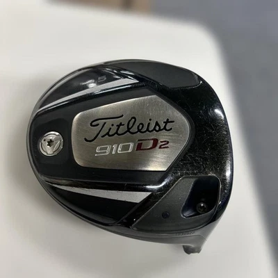 Titleist 910D2 Driver Head 9.5° Black Tee Shape Used - Image 1 of 4