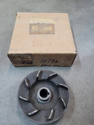 NOS 1938-39 Ford 81A-10130 Keyed Generator Pulley w/ Curved Fins In Original Box - Image 1 of 4
