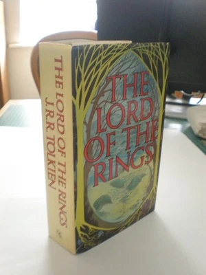 JRR Tolkien, The Lord of The Rings, Hb with DW, Book Club Associates 1978 - Image 1 of 4