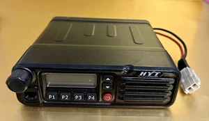Hytera TM-628H Radio mobilne VHF, (136-174) MHz, 128 kanałów **bez mikrofonu** - Zdjęcie 1 z 6