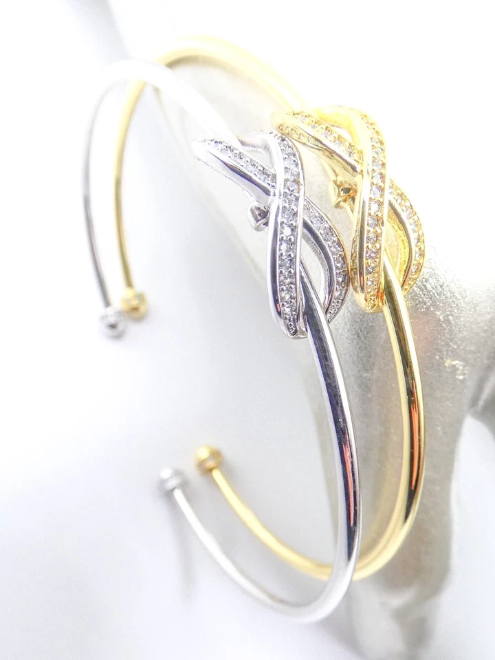 NUEVO Delicado Brazalete Fino Cristales Chapados en Oro 18kt Infinity Forever LOVE Foto 1 de 4