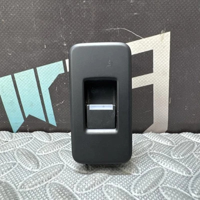 OEM 2017-23 LAND ROVER DISCOVERY L462 WINDOW SWITCH REAR OR FRONT RIGHT W/ BEZEL - Image 1 of 4