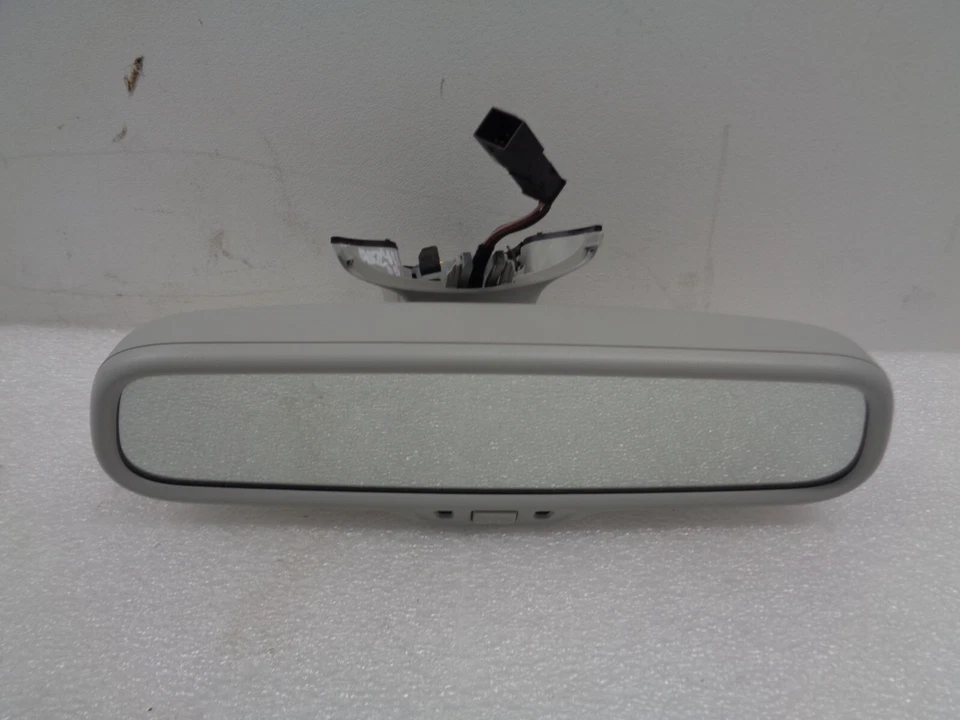 2011-2018 Audi A8 L Rear View Mirror Automatic Dimming W/o Compass OEM AK2410181 - Image 1 of 4