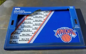 New York Knicks Cutting Board Glass Tempered 14"x10" with Display Stands - Picture 1 of 2