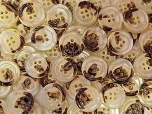 20 X 19 mm pulsanti 4 fori effetto madreperla lussuosi effetto madreperla 19 mm crema marrone avorio  - Foto 1 di 5