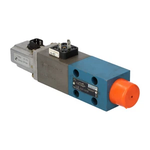 Bosch Rexroth R900905187 Valvola proporzionale usata UMP - Foto 1 di 9
